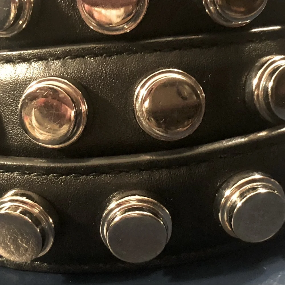 SAINT LAURENT MEN’S CLOUS MONET BLACK LEATHER BELT SILVER STUDS  XL SZ 95 - Picture 5 of 14